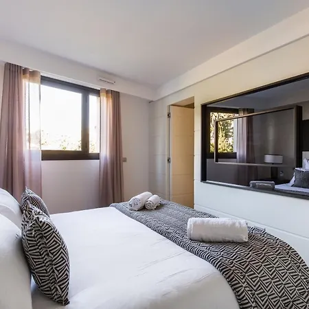 Alexandra By Sweett Apartment *
