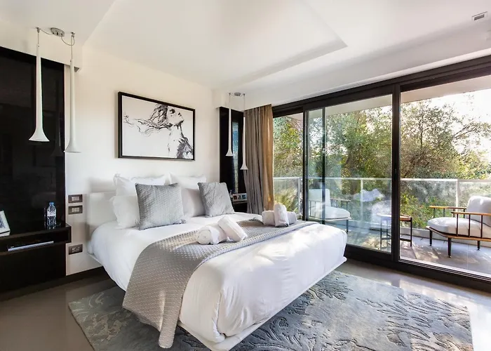 Villa Alexandra By Sweett Daire